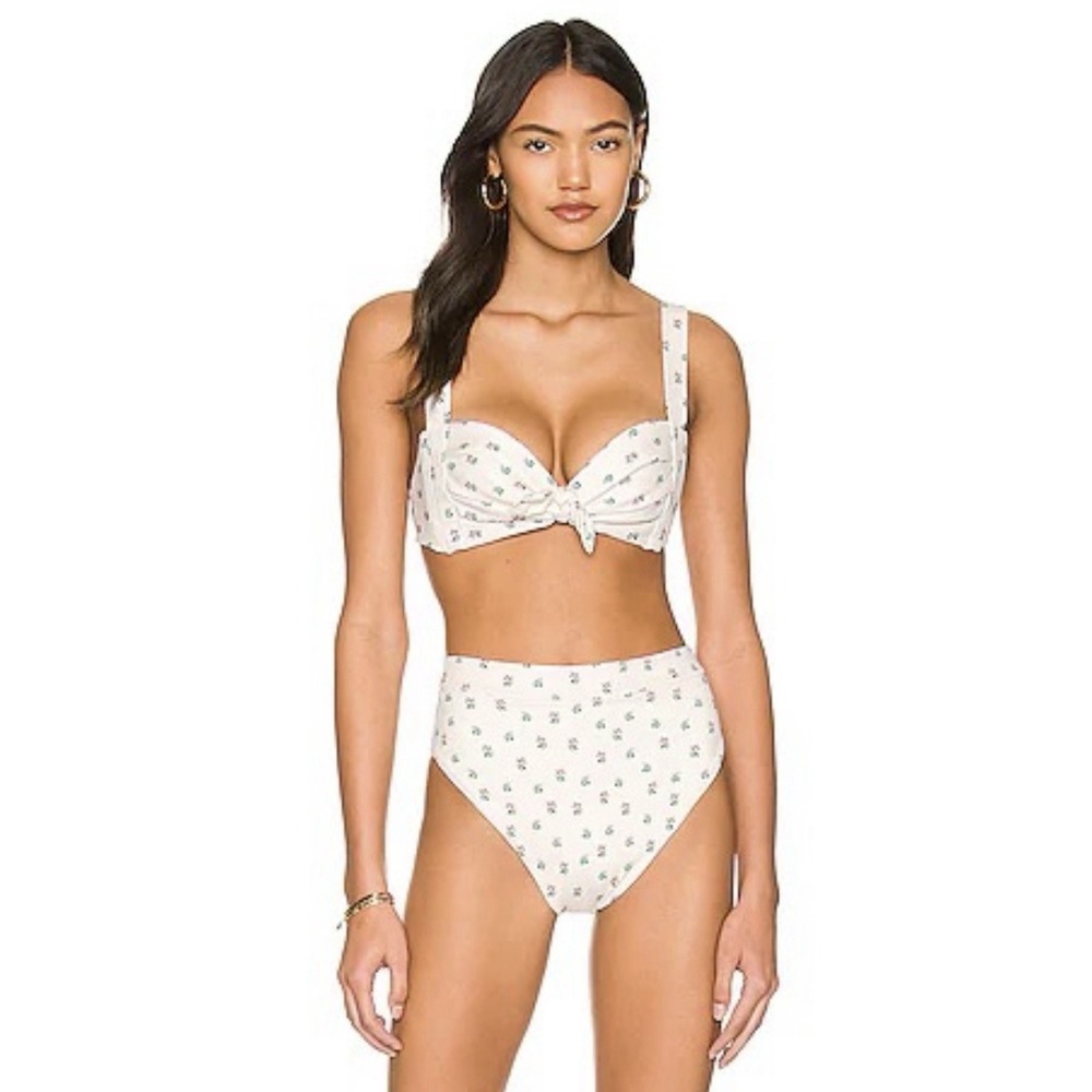 NWT! MONTCE Fruity‎ Kayla Floral Bikini Top Adjustable Bow Front White Medium